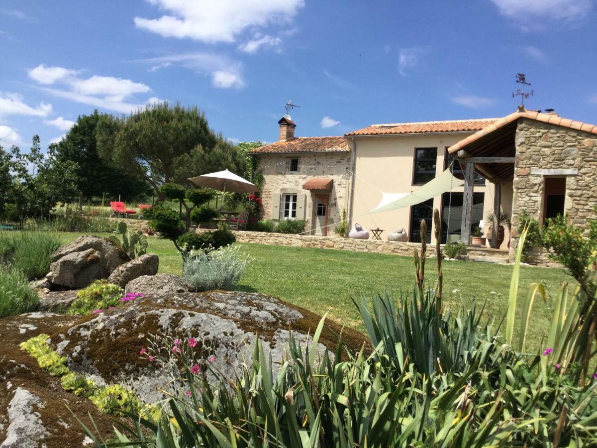 Les Epis Du Vent Bed and Breakfast Adilly Εξωτερικό φωτογραφία